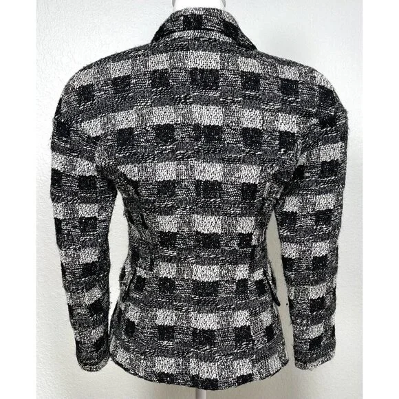 VTG ALBERTO MAKALI Womens SIZE 6 Black/White Tweed  JACKET Jewels Buttons *Flaw* - Picture 2 of 9